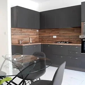  Apartament Luxurious Next To The Sea